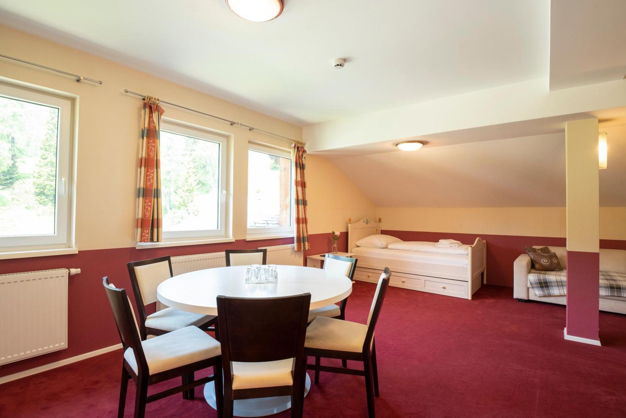 Hotel Alpen Arnika Tauplitzalm المظهر الخارجي الصورة